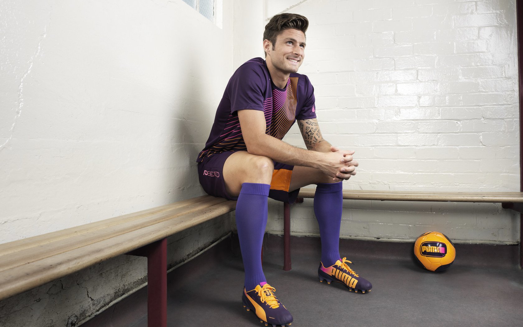 奥斯梅恩爆发，波兰一波带走罗马，那不勒斯锋霸如何终结穆里尼奥的欧战神话