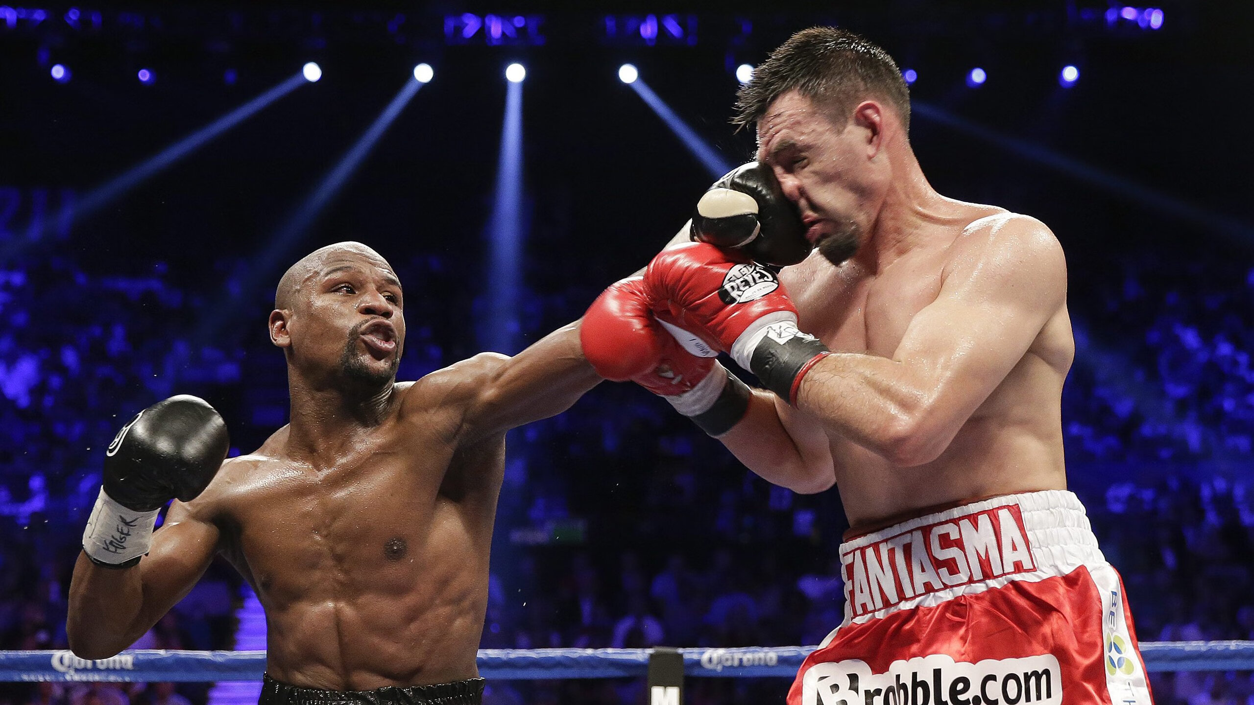 逆转的引擎，塞恩斯扛起全队，雷诺车队如何颠覆法拉利王朝